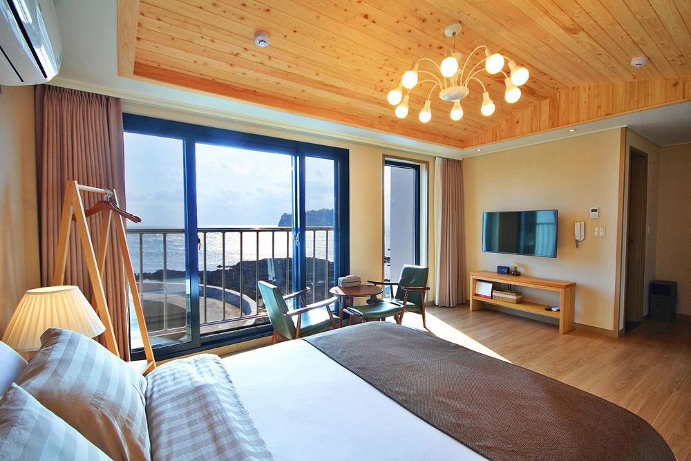 Jeju Amoje Villa Seogwipo Exterior photo